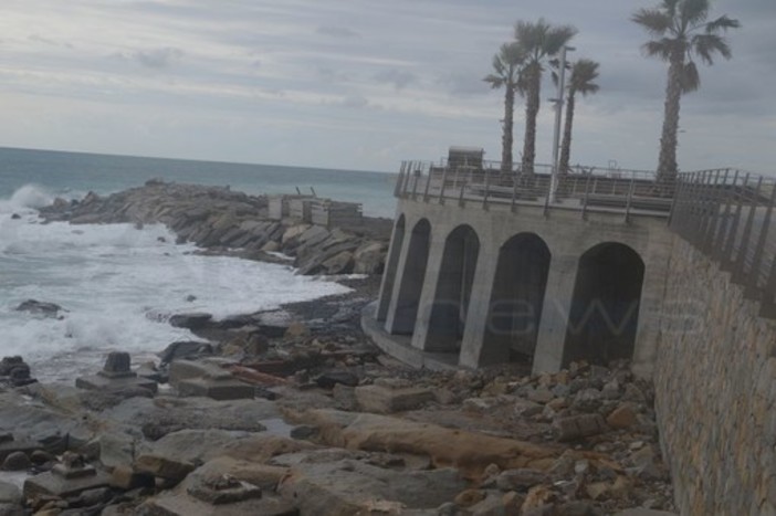 Rotonda di Sant'Ampelio a Bordighera, Ingenito: "Un  ingegnere verificherà se sussiste un aggravio del rischio idraulico"