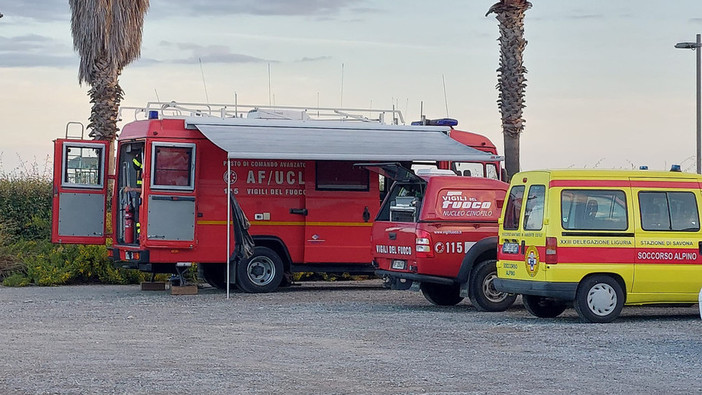 Anche l'unità cinofila dei Vigili del Fuoco di Imperia nelle ricerche di un uomo scomparso a Savona (Foto) Anche l'unità cinofila dei Vigili del Fuoco di Imperia nelle ricerche di un uomo scomparso a Savona (Foto)