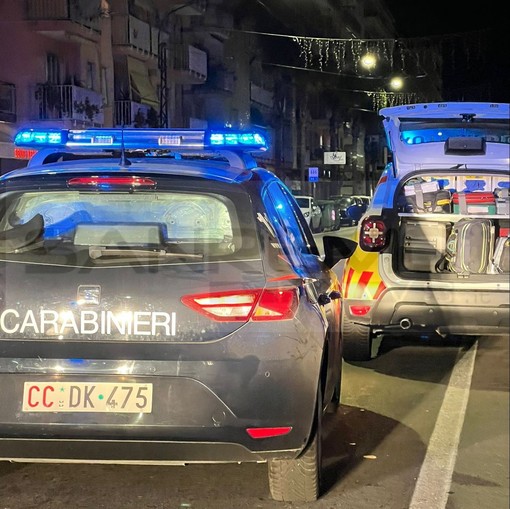 Ventimiglia: zuffa tra due extracomunitari ieri sera vicino alla stazione, intervento delle forze dell'ordine (Foto)