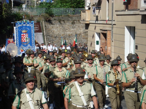 Imperia: la sfilata degli Alpini a Porto Maurizio, tutte le FOTO e i VIDEO Imperia: la sfilata degli Alpini a Porto Maurizio, tutte le FOTO e i VIDEO