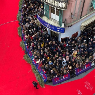 Il red carpet davanti all'Ariston il sabato del 70° Festival di Sanremo