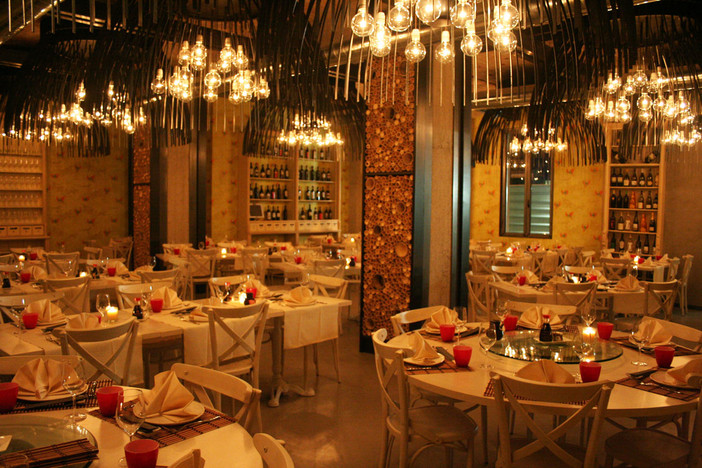 Nella nostra provincia negozi cinesi aperti il giorno di Natale, in attesa dell’anno della Capra Nella nostra provincia negozi cinesi aperti il giorno di Natale, in attesa dell’anno della Capra