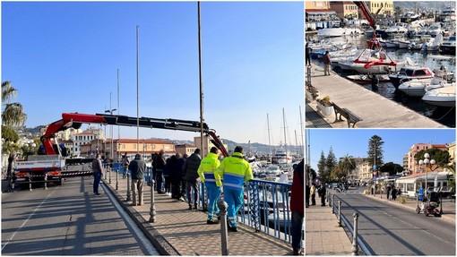 Sanremo, rimozione di una barca al porto vecchio: chiusa al traffico via Nazario Sauro (Foto)