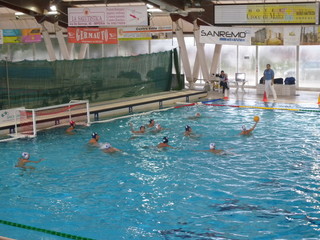 RN Carige Olio Imperia in attacco con Nicola Parodi in possesso di palla