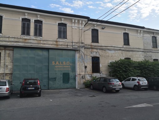 Imperia: tragedia all'ex-Salso, proseguono le indagini della Squadra Mobile. Si pensa ad una caduta accidentale Imperia: tragedia all'ex-Salso, proseguono le indagini della Squadra Mobile. Si pensa ad una caduta accidentale