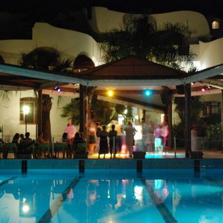 Sanremo: da stasera si apre l'estate in musica del 'Solaro Sporting Club'