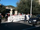 Imperia: in corso l'assemblea della Confindustria, protesta dalla Agnesi "Tenetevi i sughi... ridateci il grano!" Imperia: in corso l'assemblea della Confindustria, protesta dalla Agnesi "Tenetevi i sughi... ridateci il grano!"