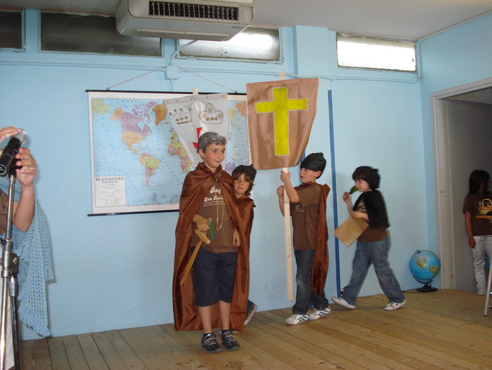 Grande successo della recita alla scuola di San Lorenzo