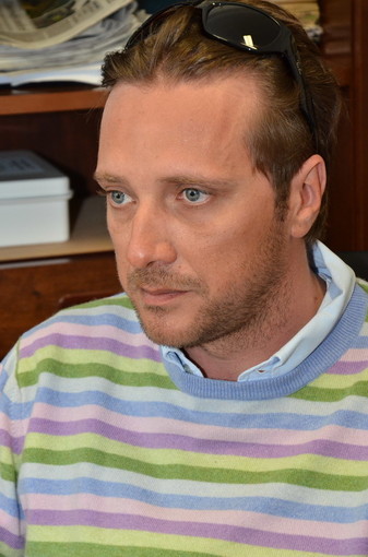 Sanremo: dichiarazioni di Simone Baggioli sugli stipendi dei dirigenti scolastici, intervento del club 'Forza Silvio'