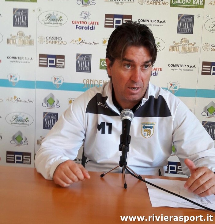 Nella foto Giancarlo Riolfo, allenatore della Sanremese