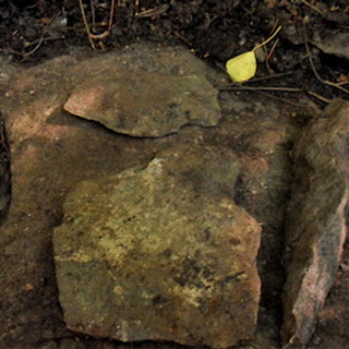 Dolceacqua: ArcheoNervia, ruscello che conserva un antico corredo religioso dell'umanità