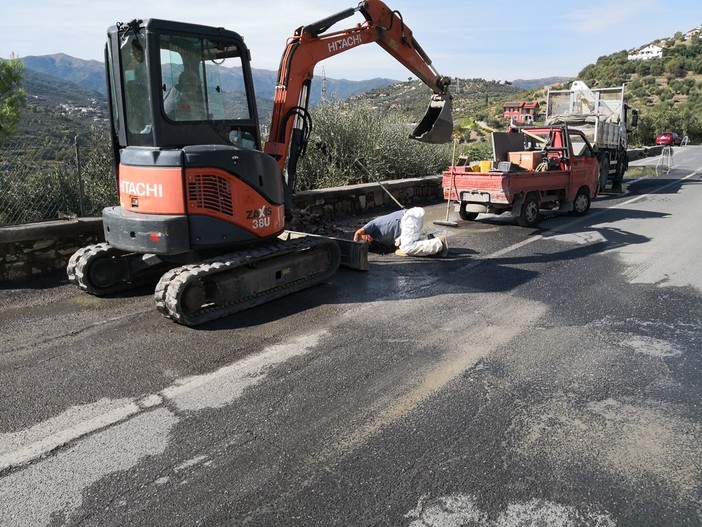 Imperia: continue rotture in zona Bastera, partono i lavori di sostituzione delle tubature Imperia: continue rotture in zona Bastera, partono i lavori di sostituzione delle tubature