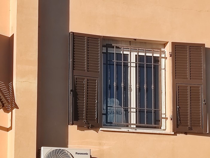 Bimba morta a Bordighera, si apre la fase dell’attesa: tra tracce da analizzare e testimonianze contestate, la parola ora passa ai Ris Bimba morta a Bordighera, si apre la fase dell’attesa: tra tracce da analizzare e testimonianze contestate, la parola ora passa ai Ris