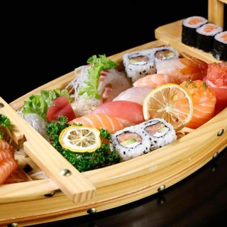 Se avete voglia di sushi, dai primi di maggio il Ristorante T-Suki di Sanremo inizia il suo servizio di consegna a domicilio