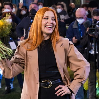 Noemi torna in forma smagliante a Sanremo: “Quando si cambia è difficile connettersi agli altri” Noemi torna in forma smagliante a Sanremo: “Quando si cambia è difficile connettersi agli altri”