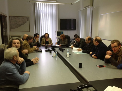 Imperia: futuro del Mercato dei Fiori di Sanremo, iniziata alle 10.30 la riunione in Prefettura Imperia: futuro del Mercato dei Fiori di Sanremo, iniziata alle 10.30 la riunione in Prefettura