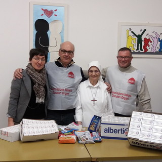 Raccolta di generi alimentari e di prima necessità degli operatori Aido imperiesi durante le festività