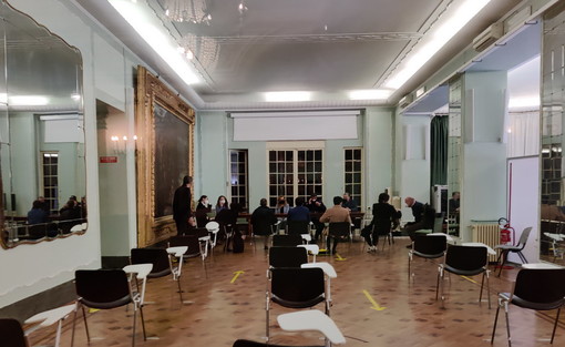 Sanremo: c'è l'ok per la 'Toscana' in rada al Festival ma serviranno altri incontri tra Capitaneria, Costa e Comune