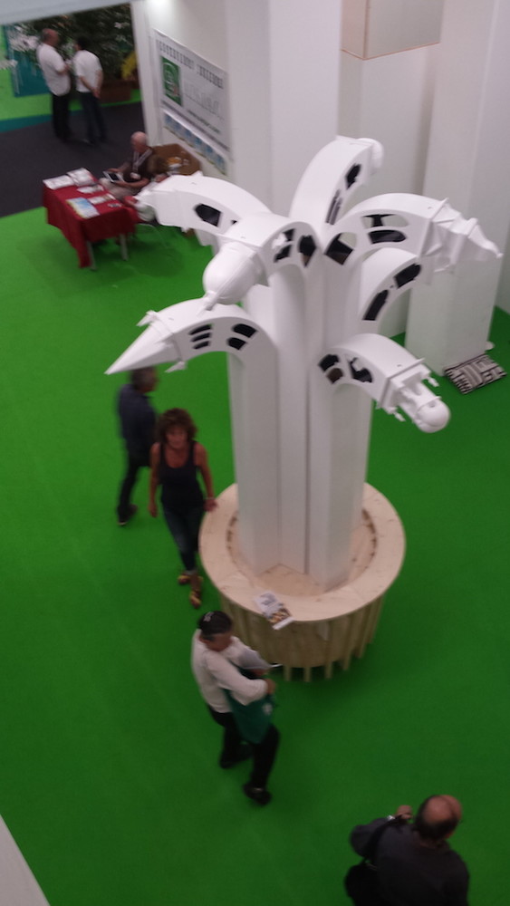 Dolceacqua: l'artista Aurelio Rezoagli donerà una scultura al Salone Internazionale del LIbro di Torino