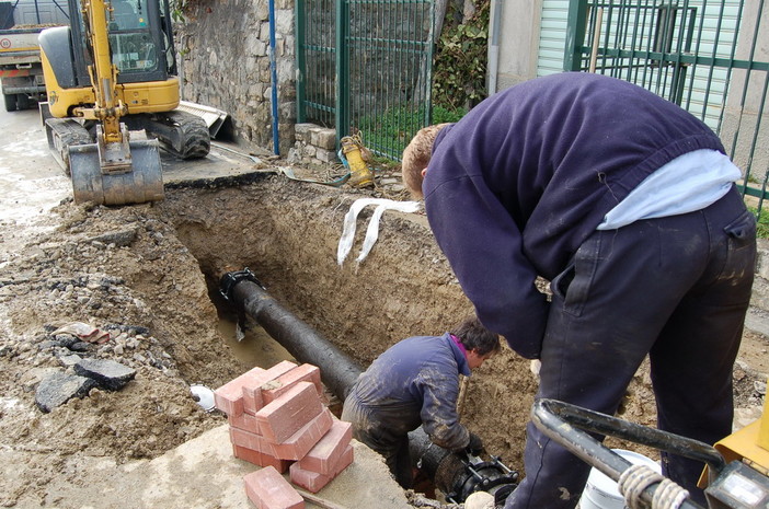 Sanremo: iniziano oggi lavori di riparazione al porto vecchio, qualche disagio per l'acqua in tutta la città