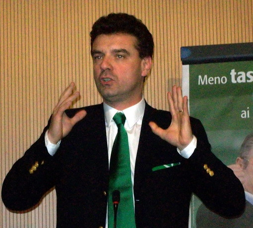 Sanremo: il Governatore del Piemonte, Roberto Cota, domani all'inaugurazione della nuova sede della Lega Nord Sanremo: il Governatore del Piemonte, Roberto Cota, domani all'inaugurazione della nuova sede della Lega Nord