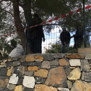 Imperia: dopo il teschio gli scavi della Polizia Scientifica fanno emergere anche altre ossa umane