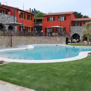 A Imperia apre "Il Nido Resort", una splendida realtà che include il massimo dei confort e il rispetto per l'ambiente A Imperia apre "Il Nido Resort", una splendida realtà che include il massimo dei confort e il rispetto per l'ambiente