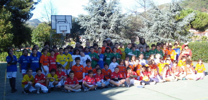 Camporosso: due ore di incontri combattuti per decretare i finalisti provinciali del trofeo 'Ravano' Camporosso: due ore di incontri combattuti per decretare i finalisti provinciali del trofeo 'Ravano'