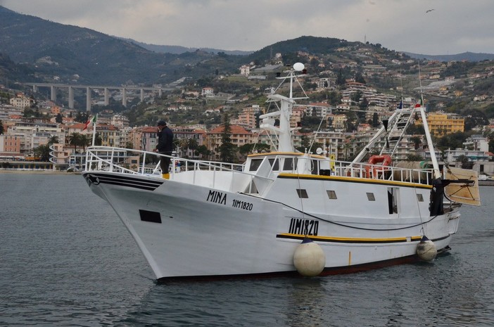 Domani mattina le sirene dei pescatori risuoneranno all’unisono nei porti liguri per protesta Domani mattina le sirene dei pescatori risuoneranno all’unisono nei porti liguri per protesta