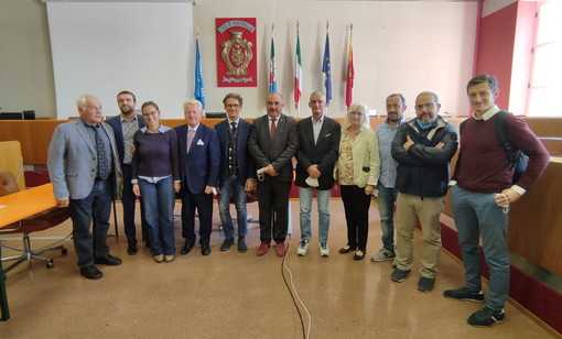 Ventimiglia: sindaci della Val Roya e Anas a confronto, via il semaforo a gennaio ma il malcontento rimane (Video)