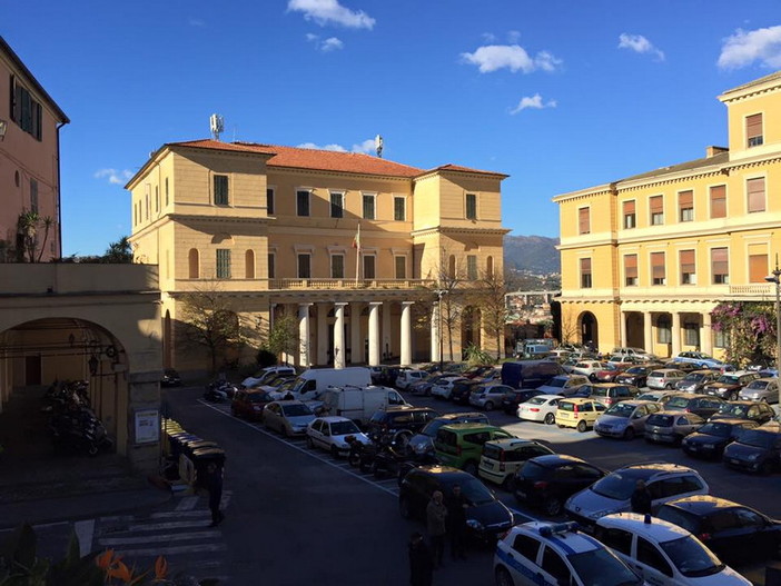 Imperia: dopo l'ok della Giunta scatta domani il 'piano della sosta' a Porto Maurizio, ecco le modalità