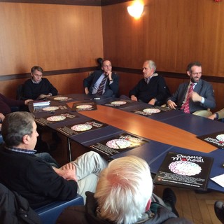 Riunione ieri pomeriggio in Provincia: in attesa della prima nevicata parte il ‘Progetto Monesi’ Riunione ieri pomeriggio in Provincia: in attesa della prima nevicata parte il ‘Progetto Monesi’