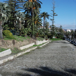 Sanremo: chiuso il parco Marsaglia per intervento urgente di manutenzione della fontana Sanremo: chiuso il parco Marsaglia per intervento urgente di manutenzione della fontana