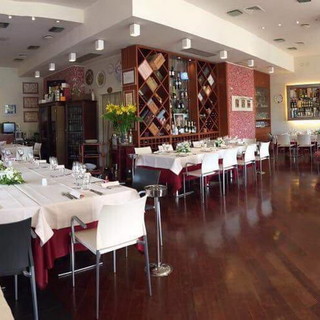 Ristorante Boma Caffè: eleganza e qualità nel cuore della Marina di Varazze Ristorante Boma Caffè: eleganza e qualità nel cuore della Marina di Varazze