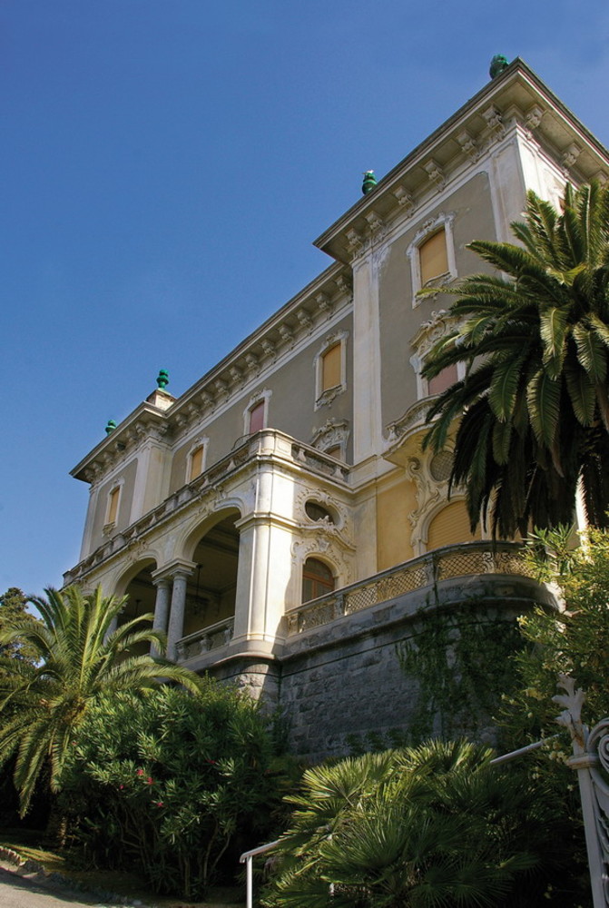 Bordighera: ultimi giorni per visitare l'esposizione “Margherita, regina d’arte e di cultura”
