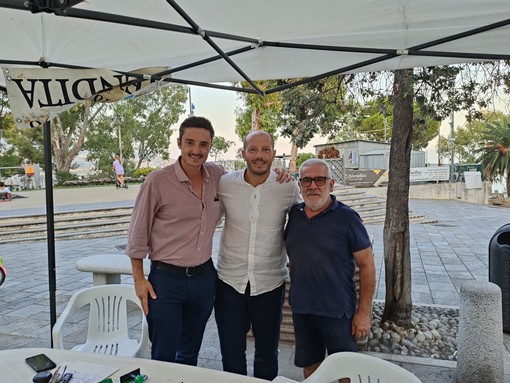 Sanremo: 120 firme raccolte per il referendum dell'autonomia differenziata a Bussana Sanremo: 120 firme raccolte per il referendum dell'autonomia differenziata a Bussana