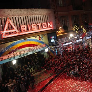 Festival di Sanremo 2025: caccia ai biglietti, la Giunta eserciterà l'opzione del 50% degli abbonamenti per gli alberghi Festival di Sanremo 2025: caccia ai biglietti, la Giunta eserciterà l'opzione del 50% degli abbonamenti per gli alberghi