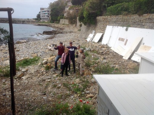 Sanremo: Giovanni Manuguerra loda l'iniziativa di m'IMporta &quot;Come pulire una spiaggia e vivere felici&quot;