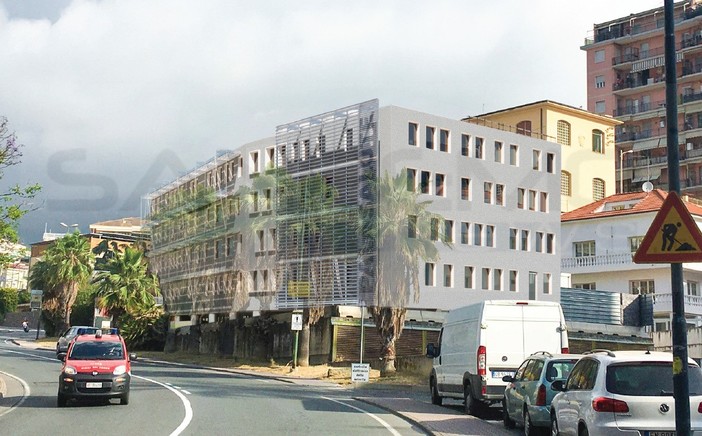 Sanremo: ripresi da alcuni giorni i lavori al 'Palasalute' di via San Francesco, sarà rifatta la facciata (Foto)