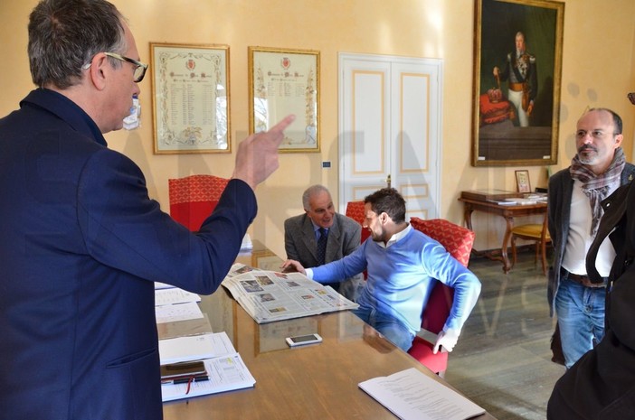 Dal 1° marzo scatta il nuovo corso dei rifiuti: il 30% verrà conferito a Collette Ozotto, il resto fuori regione