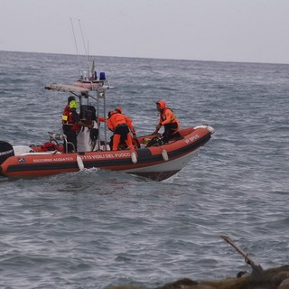 Arma di Taggia: anche i sommozzatori in acqua per cercare Mario Maffi, controlli su tutto il litorale (Foto e Video) Arma di Taggia: anche i sommozzatori in acqua per cercare Mario Maffi, controlli su tutto il litorale (Foto e Video)
