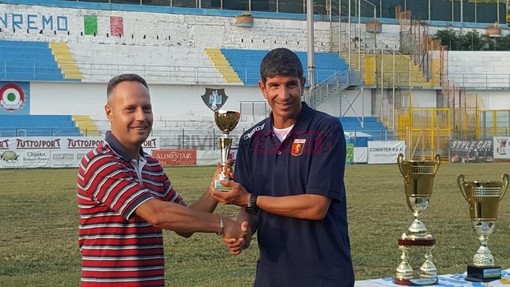 Calcio. Genoa, trionfo al 61° Torneo Internazionale Carlin's Boys. La soddisfazione di Roberto Murgita: "Vinto una competizione che ha una grande importanza" (VIDEO) Calcio. Genoa, trionfo al 61° Torneo Internazionale Carlin's Boys. La soddisfazione di Roberto Murgita: "Vinto una competizione che ha una grande importanza" (VIDEO)