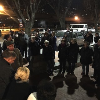 Le immagini della riunione in via Tenda Le immagini della riunione in via Tenda