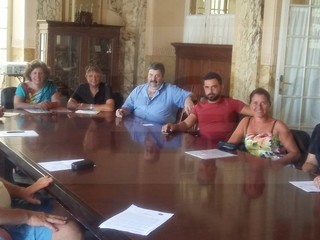 La riunione che ha sancito la De.Co. La riunione che ha sancito la De.Co.