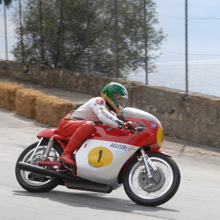 Ospedaletti capitale (per tre giorni) delle moto storiche da competizione nel weekend: ecco il programma della rassegna