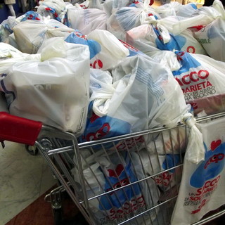 ‘Un sacco di solidarietà’: raccolte e donate 29 tonnellate di merci con Coop Liguria