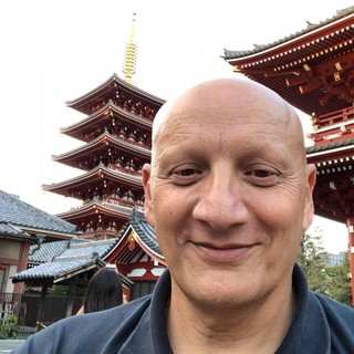 Taggia: sgomento per la scomparsa di Rocco Vincenzo Russo, è morto di infarto su un aereo