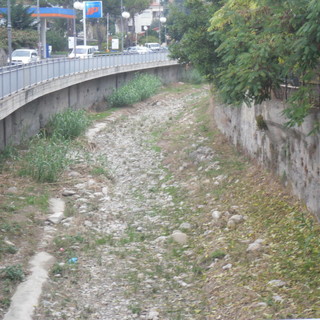 Rischio esondazioni: torrenti e fiume Roja ripuliti tra Bordighera, Vallecrosia e Ventimigia