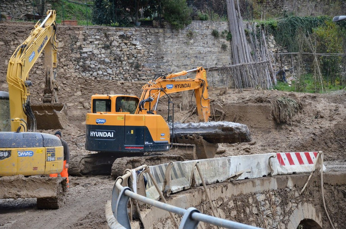 Maltempo e frane in Valle Arroscia: a giorni lo 'Stato di Emergenza', stasera riunione per i proprietari di Monesi Maltempo e frane in Valle Arroscia: a giorni lo 'Stato di Emergenza', stasera riunione per i proprietari di Monesi