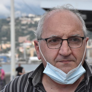 Caso dei veicoli con targhe estere condotte dai frontalieri: risolto quello dell'autista Vincenzo Condina